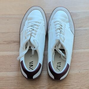 Zara Men's Cream and Brown Sneakers